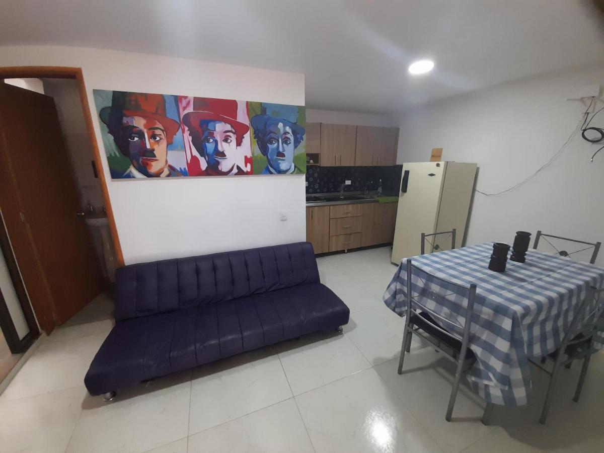 el nuevo guatape campestre a 5 minutos del malecon y 10 minutos la piedra totalmente nuevos parqueo privado Apartamento Exterior foto
